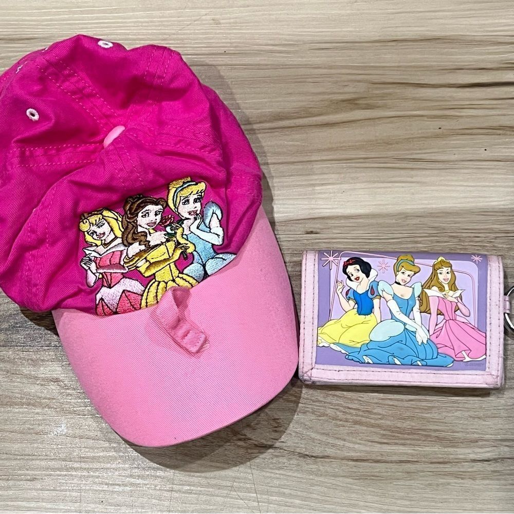 Walt Disney World Hat and Wallet Girls